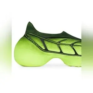 Givenchy | Shoes | Givenchy Tk36 Plus Sneakers In Black  display picture 2